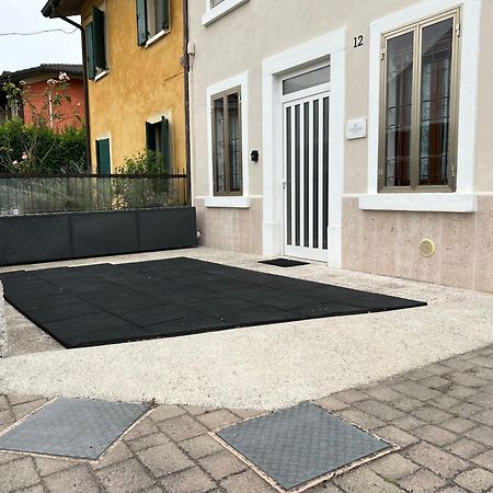 Casa Del Ciliegio Villa Valeggio sul Mincio Kültér fotó